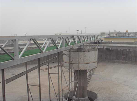 博宇環(huán)保-全橋式周邊傳動刮泥機(jī).jpg 博宇環(huán)保-全橋式周邊傳動刮泥機(jī).jpg